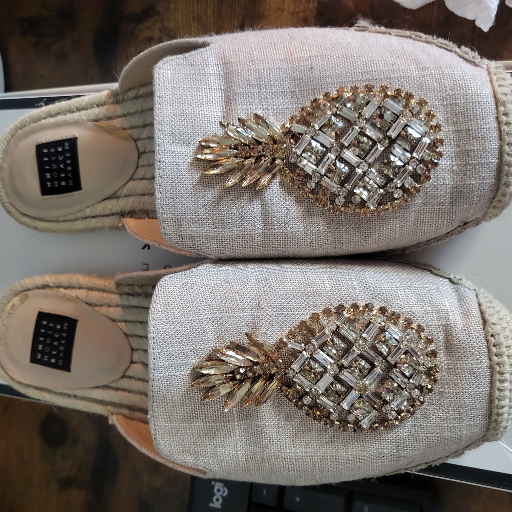 White House Black Market Cream Gold Mules with Pineapple Embellishments